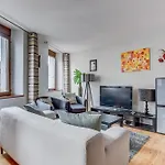 Апартаменты Duplex - Pont-neuf, Dome De La Grave, 2 Bdrs 85m2, Ac, Free Private Car Park 200m Away - T3 85m2 Avec Clim, Parking Couvert Gratuit A 200m Тулуза